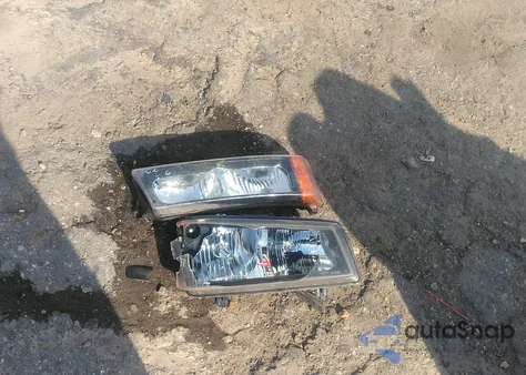 2003 Chevrolet Silverado 2500Hd Ls z USA, uszkodzony, nr VIN 1GCHK24U13Z145585